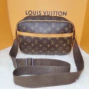 Authentic Louis Vuitton Reporter PM Crossbody Bag Monogram is